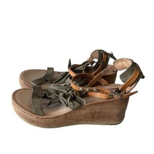 A.S.98 Green and Tan Wedge Sandals with Adjustable Straps Size:39